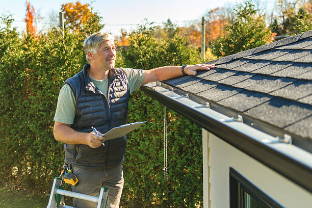 Professional Roofing technician working in Monetta, SC